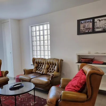 펜션 Chez Lou Et Dan 4p With Balcony Elevator And Secure Parking 옹플뢰르