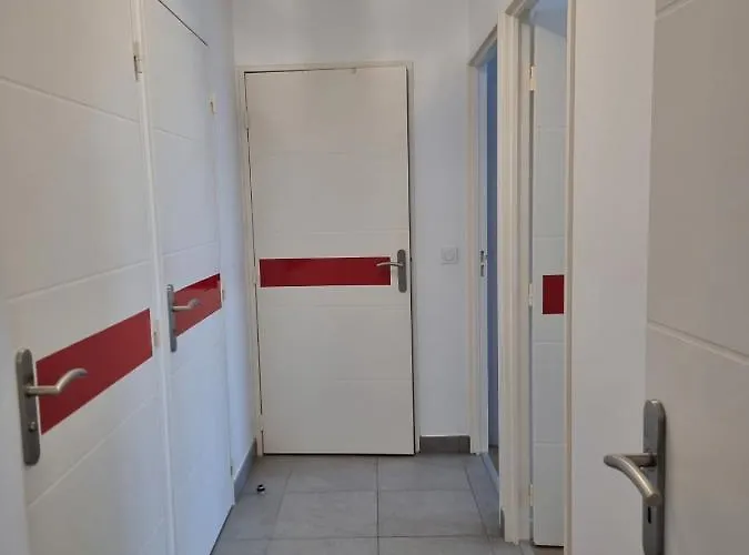 Chez Lou Et Dan 4p With Balcony Elevator And Secure Parking 펜션 *